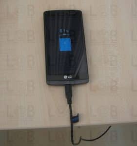 antikatastasi-vismatos-trofodosias-se-tilefono-LG