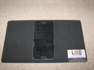 Αντικατάσταση οθόνης και μηχανισμού αφής σε τηλέφωνο Samsung Galaxy A510 (2016)