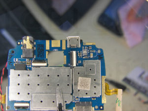 Αντικατάσταση βύσματος τροφοδοσίας σε τηλέφωνο GUO Phone