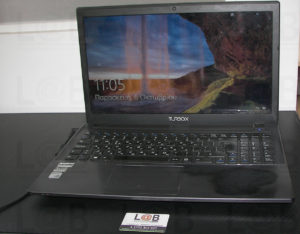 Επιδιόρθωση βύσματος τροφοδοσίας και μεντεσέ σε laptop TurboX