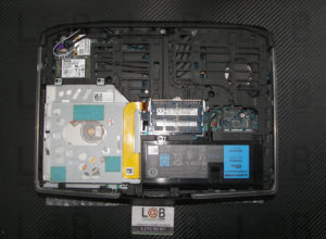 Φυσικός καθαρισμός σε laptop DELL Alienware