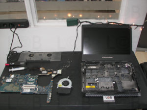 Φυσικός καθαρισμός σε laptop DELL Alienware