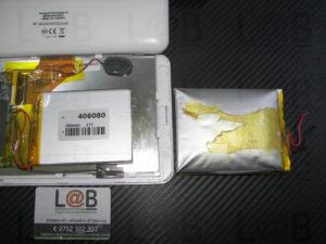 Αντικατάσταση φουσκωμένης μπαταρίας σε tablet Bitmore