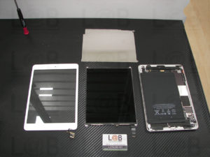 Αντικατάσταση μηχανισμού αφής σε iPad Mini 1