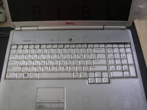 Αντικατάσταση πληκτρολογίου σε laptop DELL Inspiron 1720