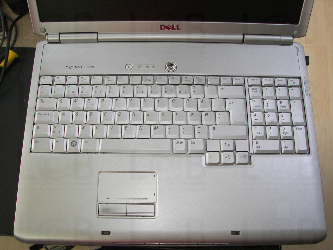 Αντικατάσταση πληκτρολογίου σε laptop DELL Inspiron 1720
