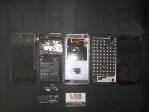 Αντικατάσταση οθόνης και μηχανισμού αφής σε τηλέφωνο Xiaomi Redmi Note 5A Prime