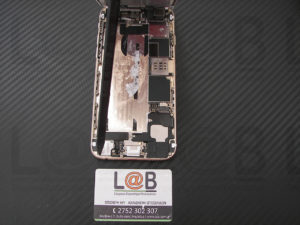 Αντικατάσταση μπαταρίας σε iPhone 6