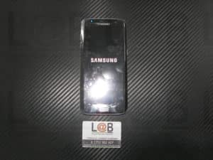 Αντικατάσταση οθόνης και μηχανισμού αφής σε τηλέφωνο Samsung Galaxy S7 Edge