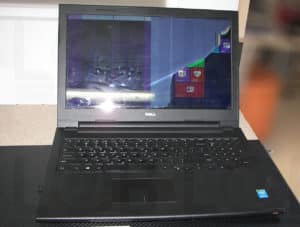 Αντικατάσταση σπασμένης οθόνης σε laptop DELL Inspiron 3542