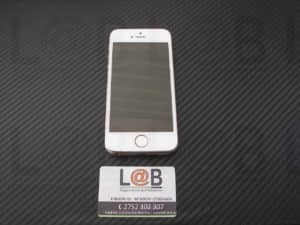 Αντικατάσταση οθόνης σε iPhone 5s