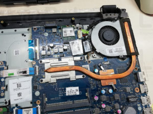 Καθαρισμός laptop HP λόγω θορύβου στον ανεμιστήρα
