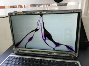 Αντικατάσταση οθόνης σε laptop Packard Bell