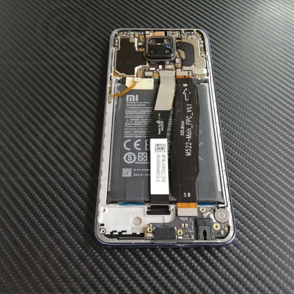 Αντικατάσταση φουσκωμένης μπαταρίας σε τηλέφωνο Xiaomi Redmi Note 9 Pro 