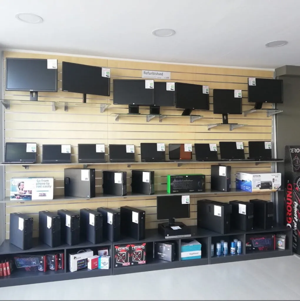 lab-store-interior-refurbished-wall-gbp-small